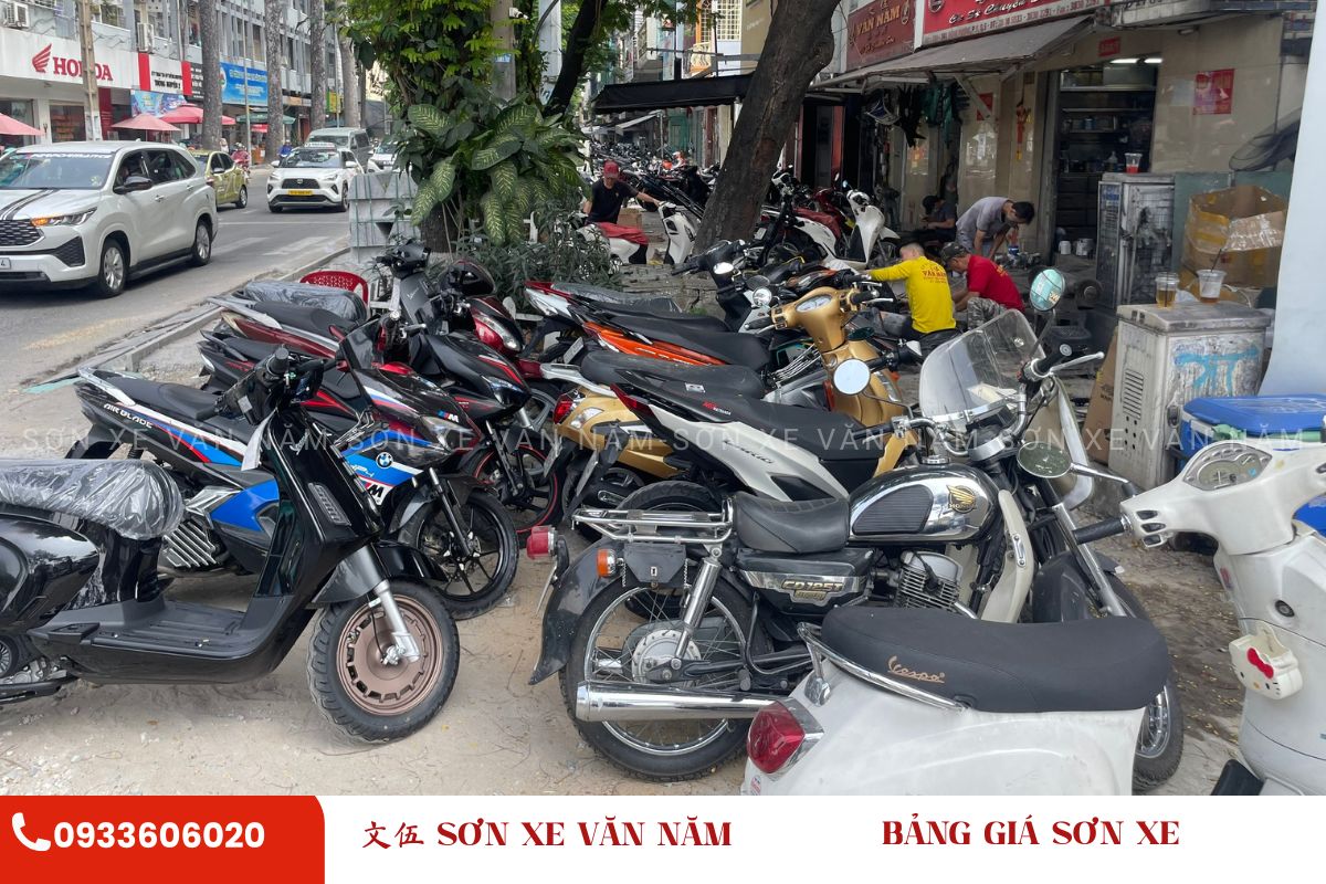 khach hang tai son xe van nam